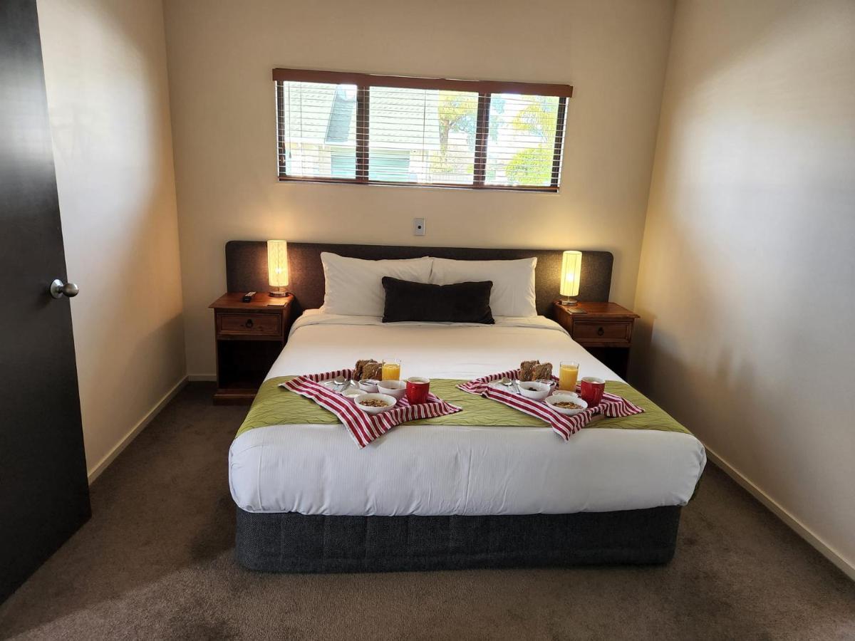 Harvest Lodge Motel Havelock North Eksteriør billede