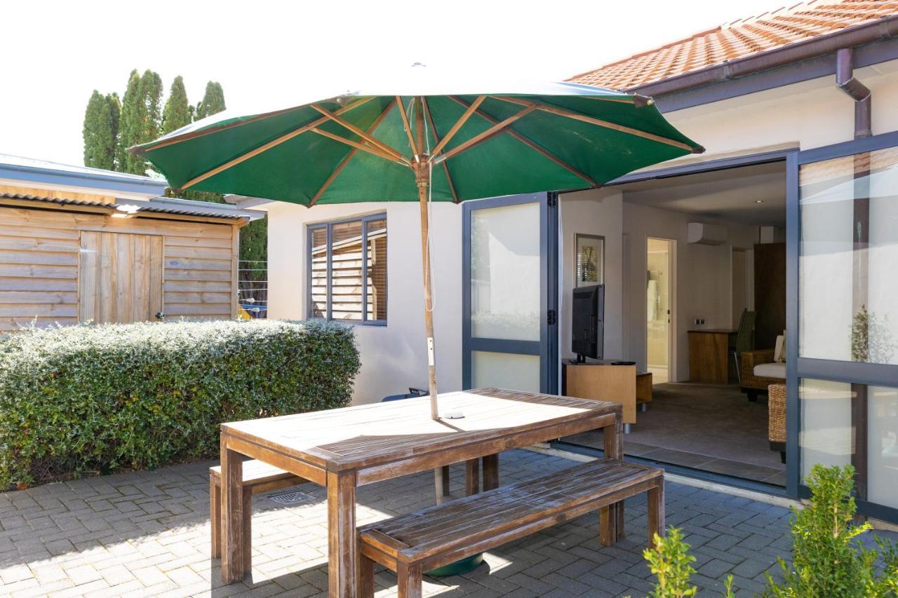Harvest Lodge Motel Havelock North Eksteriør billede