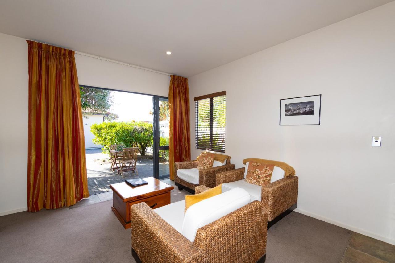 Harvest Lodge Motel Havelock North Eksteriør billede